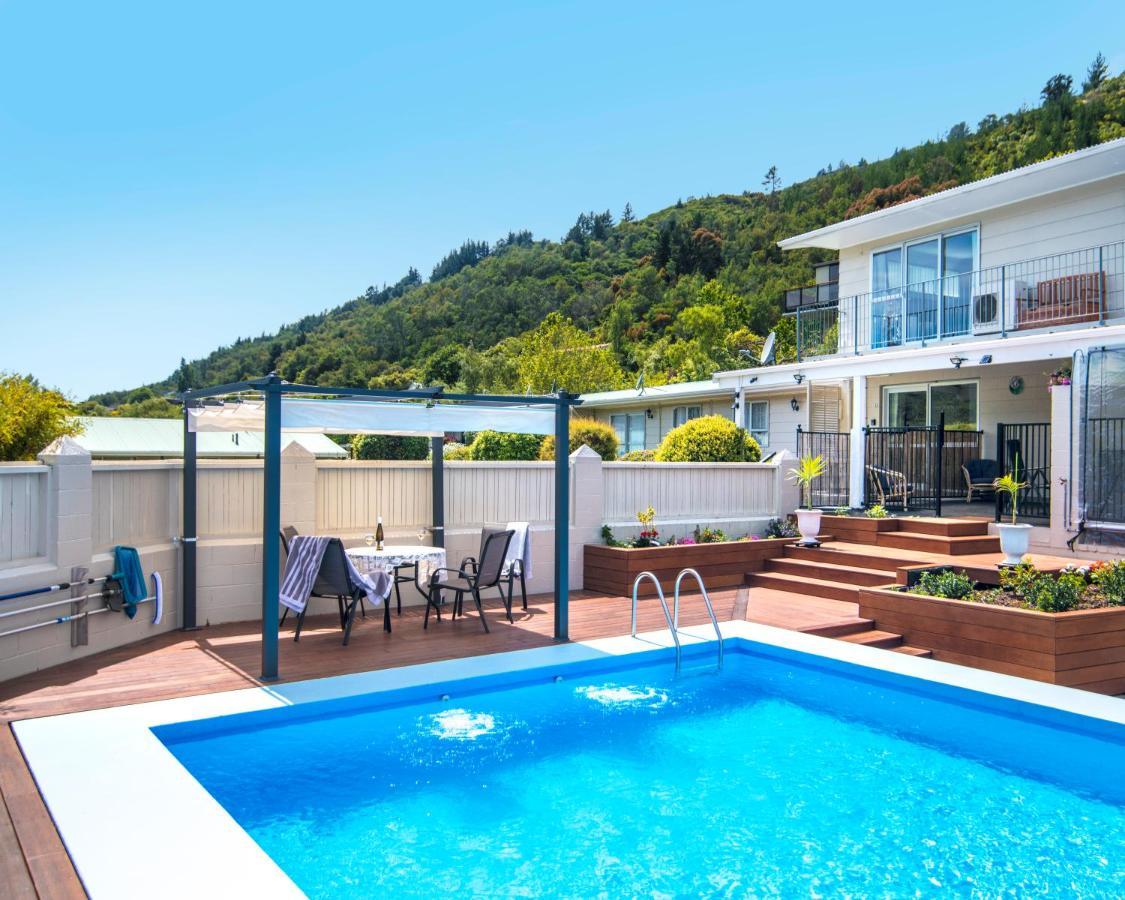 Fabulous Apartment With Private Spa Pool & Gym Picton Exterior photo